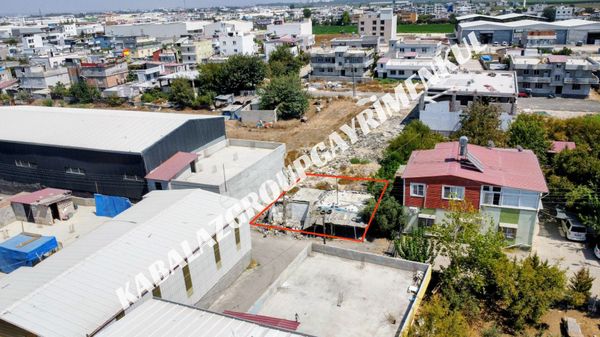 Adana Yüreğir Güzelevler'de 190m² Köşe Başı Fırsat Arsa