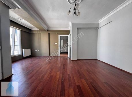 Bağcılar Yavuzselim De Satılık 5+2 Harika Dublex Daire 190 M2