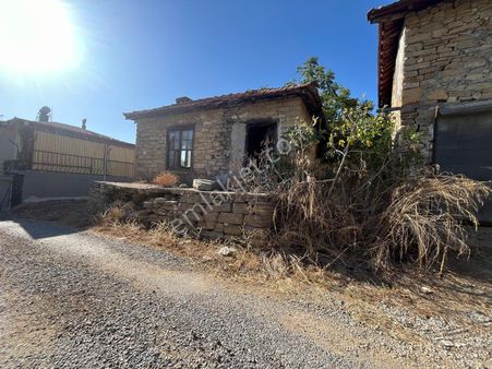 Bereket Mah Denize Araç İle 5 Dk Mesafede Satılık Taş Ev
