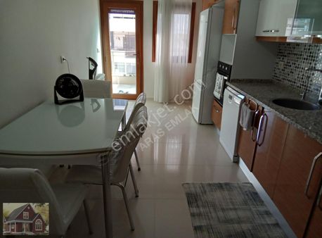 İzmir Karşıyaka Şemikler'de Satılık 2+1 105 M2 D.gazlı Daire