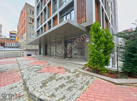 Elexia Levent 'te Prestijli Konumda Kanyona 400m Kiralık Dükkan