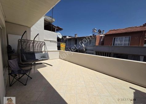 Üçyol Metro Yanı İki Teraslı Bakımlı Satılık Daire