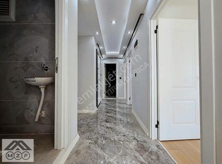 Tuzla Cd. Cephe Geniş Lüks 2+1 Arakat Daire