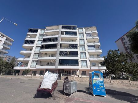 Bahcesehir Koleji Arkasinda Kiralik 2,5+1 Daire