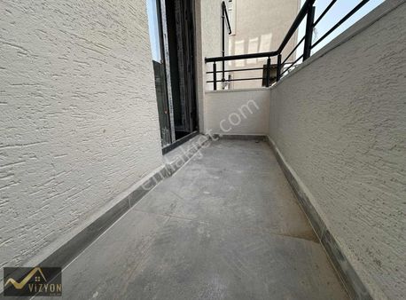 Vizyon Emlak'tan Caddeye Cephe Sıfır 2+1 Lüx 90 M2 Yüksek Giriş