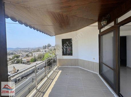 Bodrum Yeniköy 'de Satılık Manzaralı 3+ 1 Dubleks