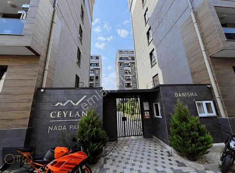 Otto'dan Havuzlu Sitede Bursa Manzaralı Geniş 2+1 Daire