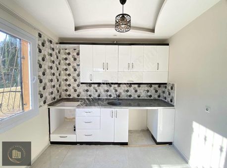 Yılmazdan İncirlik Kemalpaşada Satılık 2+1 K.mtfk Girişkat