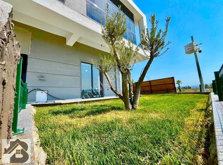 ⫸akçay Best Emlaktan⫷altınkumda Ön Cephe Bahçeli Sıfır Lüx 1+1