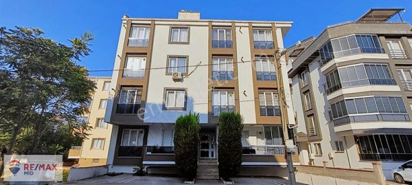 Re/max Mid'den Plevne Mahallesinde Kaçırılmayacak 1+1 Daire!