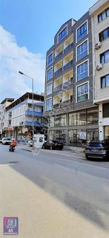 Beşevler Yıldırım Caddesınde Satılık Köşe Dulükkan Net 307m2