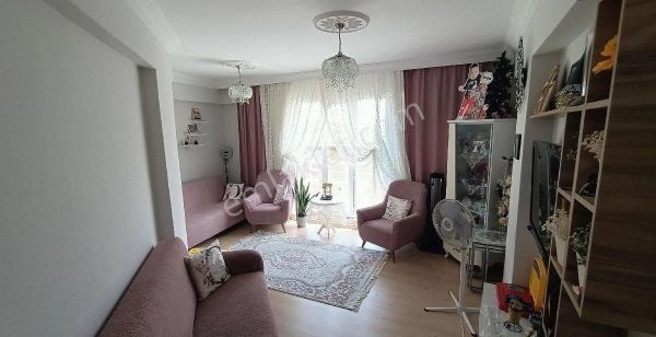 Tekirdağ Merkezde 2+1 3.kat Deniz Manzaralı Satılık Daire