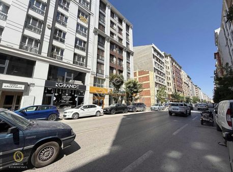 Sarılar Gm'den Şehir Merkezi Fırsat 3+1 Ebeveyn Banyolu Satılık