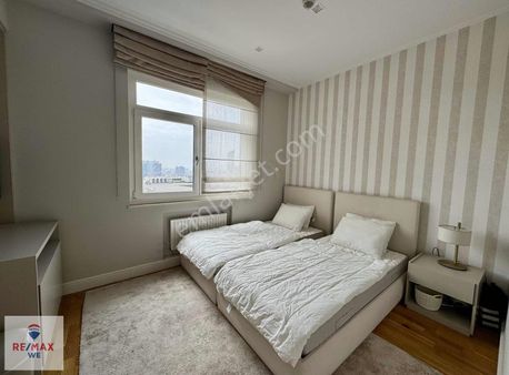 Remax We Burcu Capik-emaar Square-rezidans 2+1 Satılık