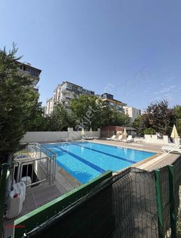 Liman Mahallesinde Çok Uygun Arakat Satılık Lüks Site İçi 1+1