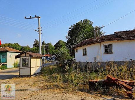 Asfalt Kenarı,bahçeli Ev Hayali Kuranlara,%40 İmarlı Arsa Ve Ev