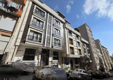 K.odasız,teraslı,ayrı Mutfak,2+1 Asansörlü,iskanlı Daire