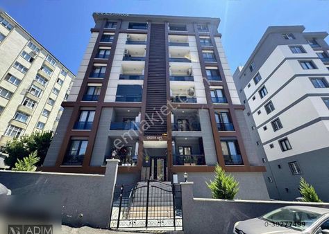 Metroya 10 Dk Mesafede, E.banyolu, Balkonlu, 5.katta Lüks 2+1