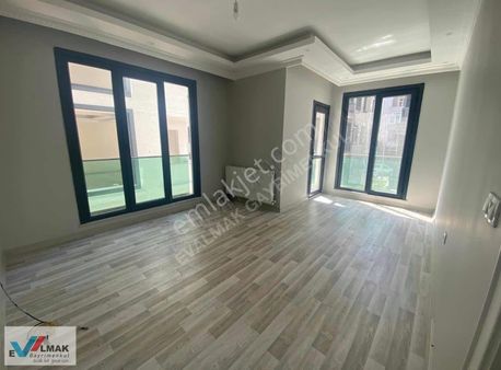 Evalmak'tan Avcılar Merkez Mah.de Satılık 2+1 Arakat Daire