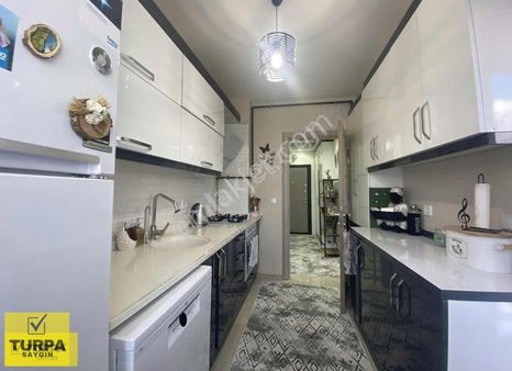 Turpadan Bozyaka Caddede 2+1 Arakat Ebeveynli 5 Yıılık