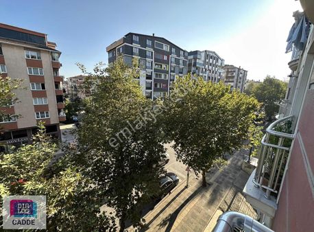 Çarşıya Yürüme Mesafesinde Tatlıkuyu'da 3+1 150 M² Ara Kat