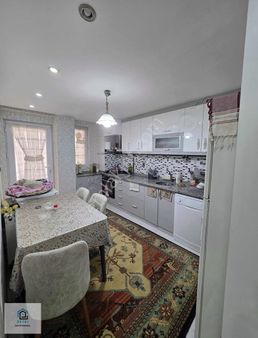 Fatihte Kapalı Pazar Yeri Karşısı 3+1 Masrafsız Satılık Daire