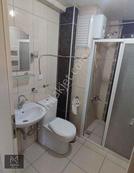 Çay Boyunda Balkonlu 1+0