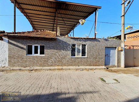 Manisa Şehzadeler Aşağı Çobanisa Mah 300 M2 Müstakil Ev Havuzlu