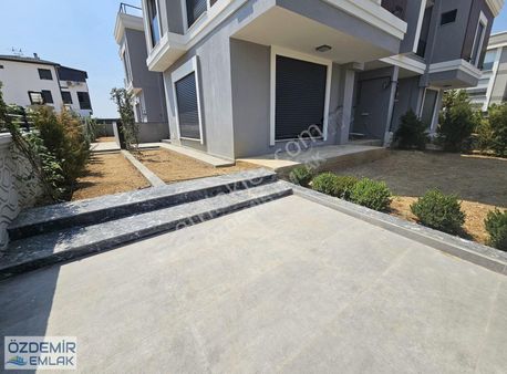 Yerden Isıtmalı Sıfır Satılık 4+1 Geniş Bahçeli Villalar