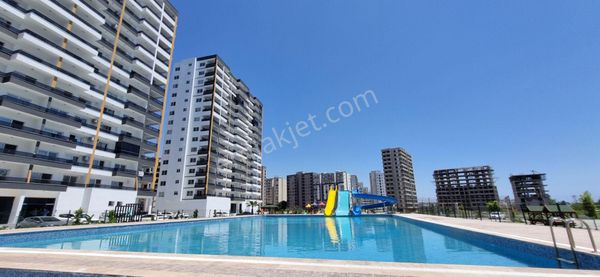 Royal Emlaktan Erdemli Tömük Mah Satılık Sıfır 1+1 Eşyalı 75m2 Daire