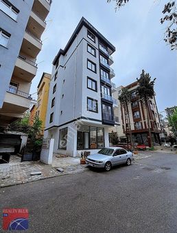 Kartal|orta Mh|atatürk Cd-yeni Bina-3 Cephe-2+1 Satılık Daire