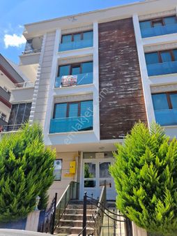 Esenevleri Tramvay Altı Satılık 2.kat 3+1 Daire