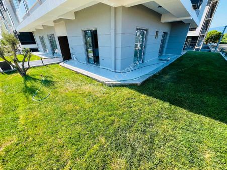 Yükselden Altınkumda Geniş Müstakil Bahçesiyle Satılık 1+1 Daire