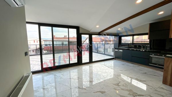 Burhaniye İskele Mah. Satılık 3+1 ( Takasa Açık ) Dubleks Daire