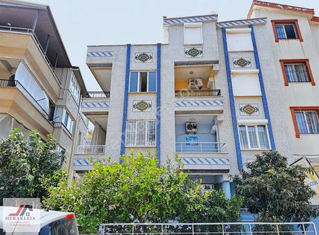 Didim Çamlık Mahallesi Denize Çok Yakın Arakat 2+1 Daire