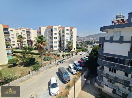 Kuşadası Merkezine Yakın Site İçinde Satılık 3+1 Daire