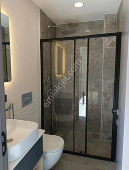 Merkezi Konum,kaliteli İşçilik,geniş Odalar,görmeden Karar Verme