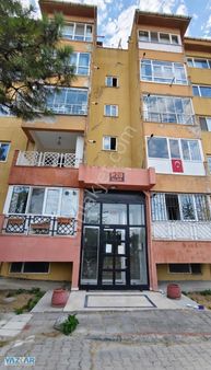 Marmara Parkın Arkasında Metrobüse 5 Dk Kiralık 3+1 Daire