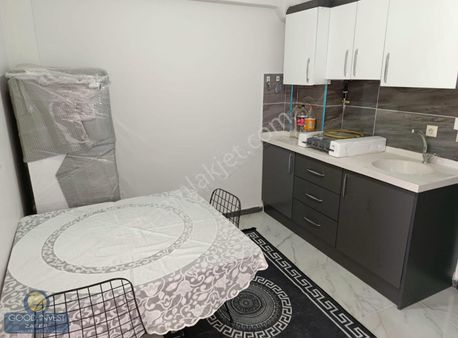 Üniversite Karşısında Kiralik Eşyali 1+1 Daire