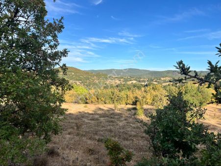 Kadastro Yolu Var Arac İle Girilebilir Tarla