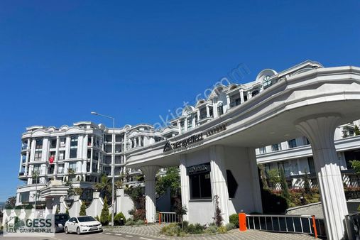 Kartepe Zeray Effect Satılık 1+1 Bahçeli Daire