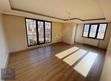 Kağıthane Hürriyet Mah 2+1 Asansörlü Çift Balkonlu Yeni Bina