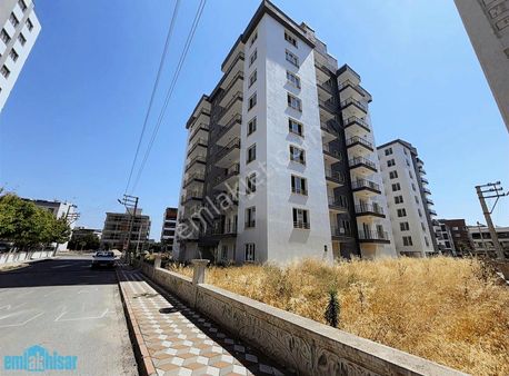 Akhisar Atatürk Gölet Prestij Caddesinde Satılık 3+1 Sıfır Daire