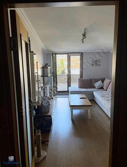 Büyükçekmece Merkezde Asansörlü 3+2 Satılık Dubleks Daire