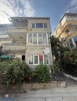 Büyükçekmece Sahilde Yatırımlık 2+1 Satılık