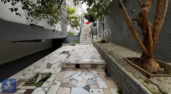 İzmir Karabağlar Basınsitesinde Deniz Manzaralı 3+1satılık Daire