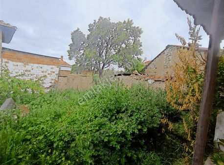 2 Tapu Tek Fiyat Ev Ve Bahçesi