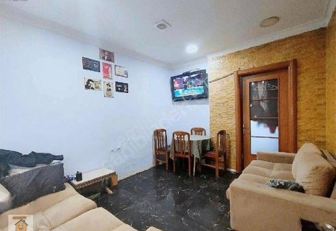 İzmir Konak Atilla Mahallesi Anacaddeye Yakın Satılık Dükkan