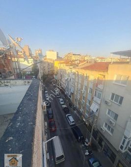 İzmir Konak Atilla Mahallesi 2+1 Satılık Daire