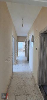 Davultepe'de 3+1 Havuzlu Site İçi Satılık Daire